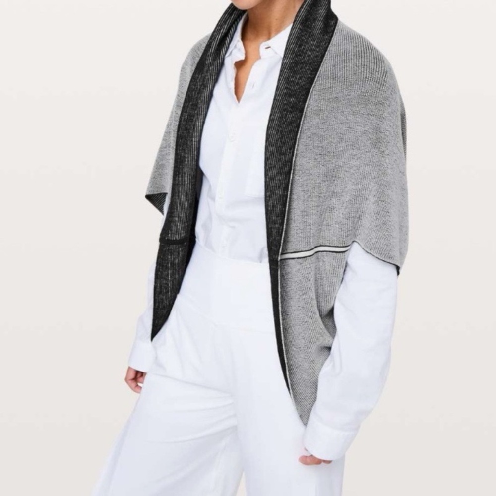Lululemon Exaltation Knit Sweater Wrap